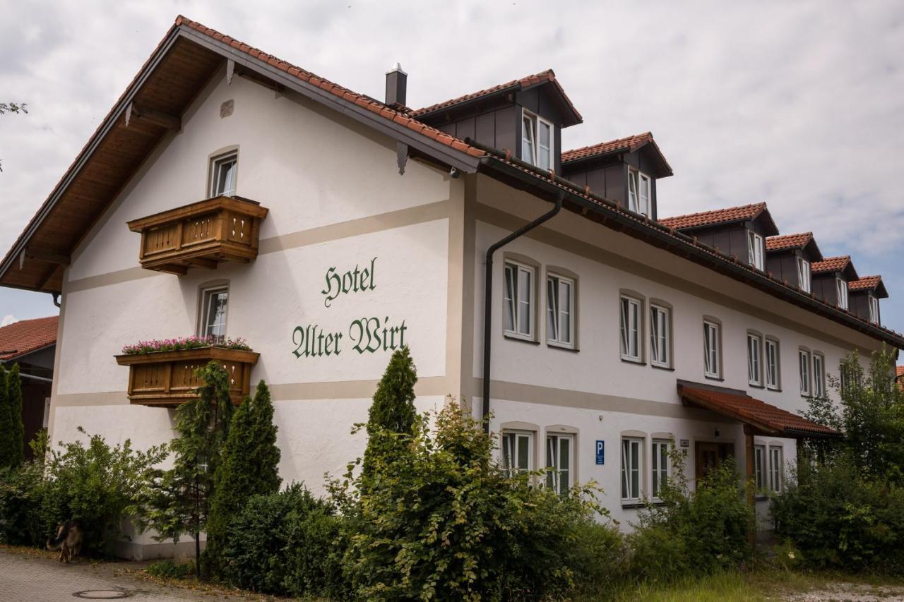 Hotel Alter Wirt Putzbrunn Extérieur photo